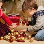 emoción y sobreexcitación niños en navidad