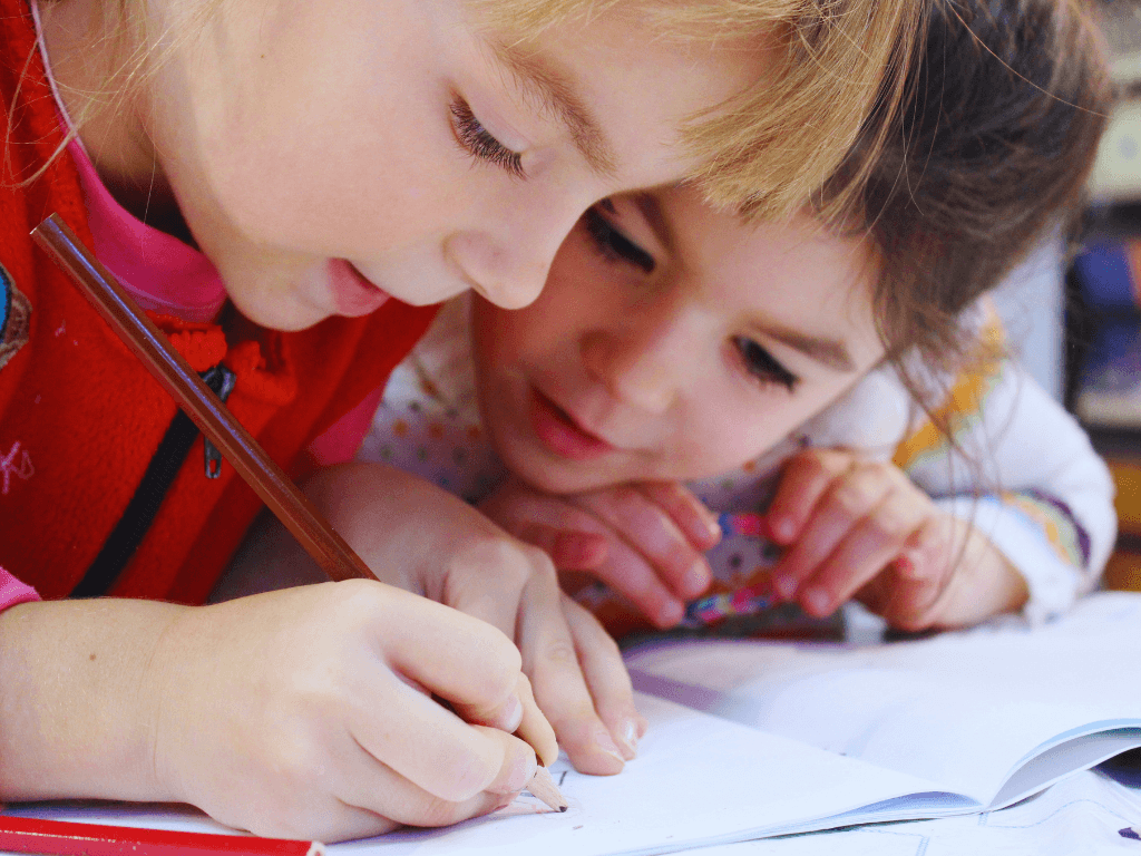 organizar tardes con hijos en casa